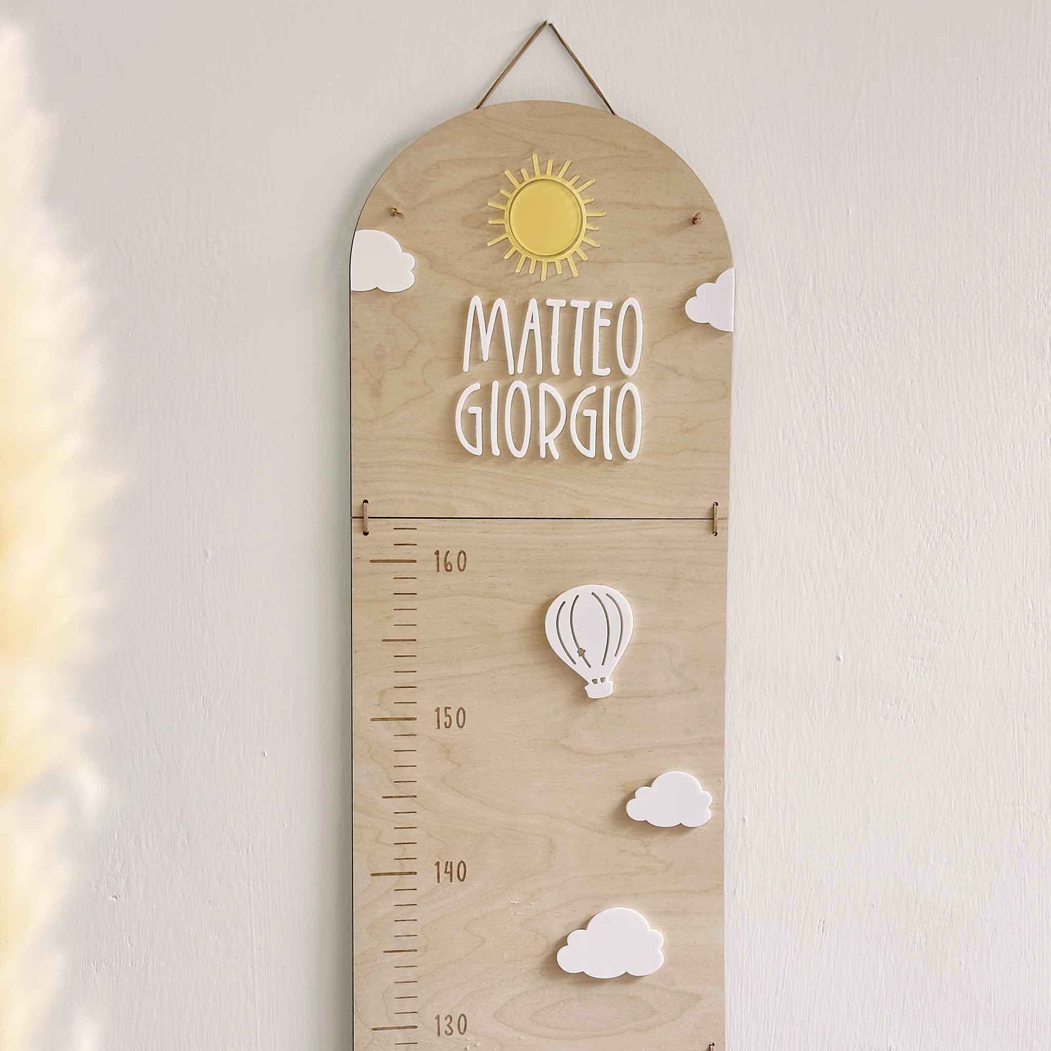 Decorazioni arredo cameretta bianca